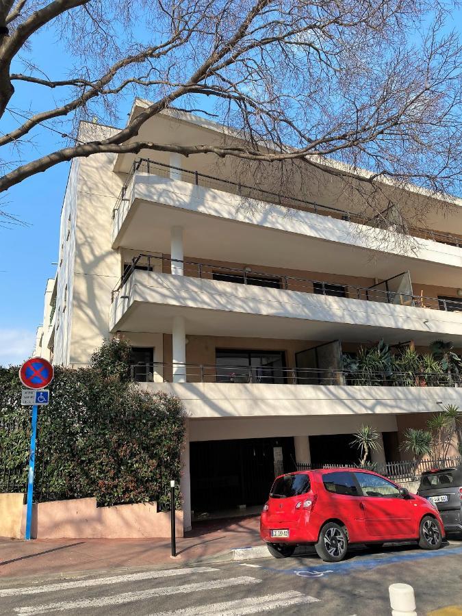 T2 Proche De La Gare, A 10 Minutes A Pieds De La Croisette, Piscine & Parking Dans De Standing Apartment Cannes