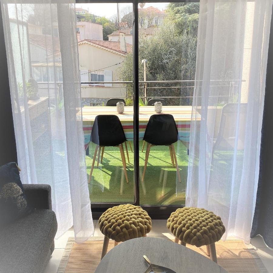 Apartment T2 Proche De La Gare, A 10 Minutes A Pieds De La Croisette, Piscine & Parking Dans De Standing Cannes