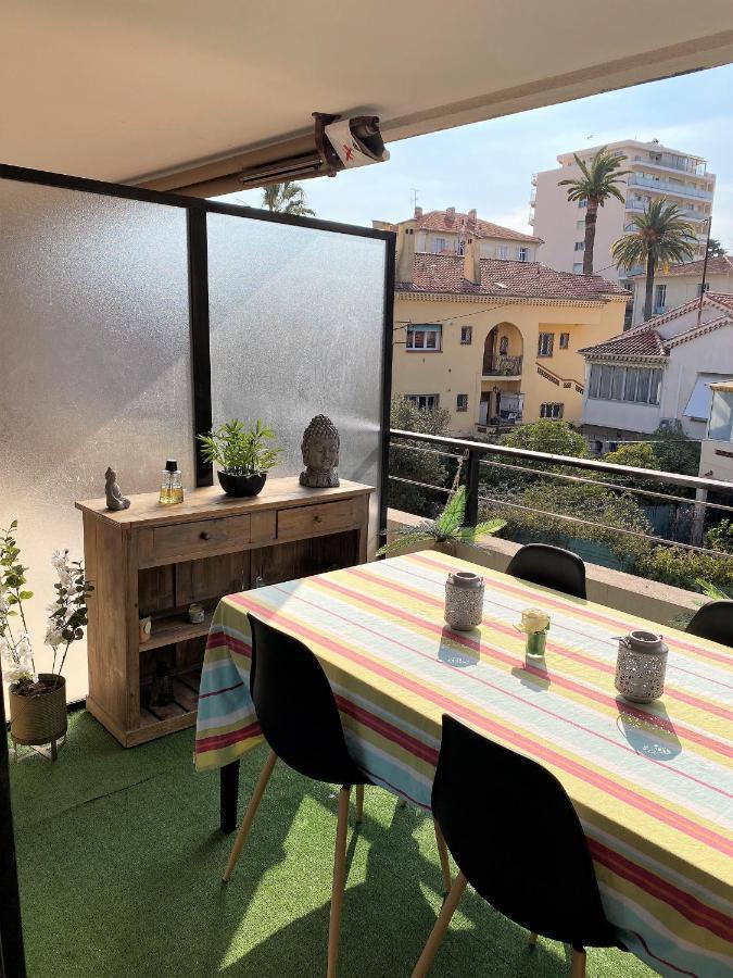 T2 Proche De La Gare, A 10 Minutes A Pieds De La Croisette, Piscine & Parking Dans De Standing Cannes