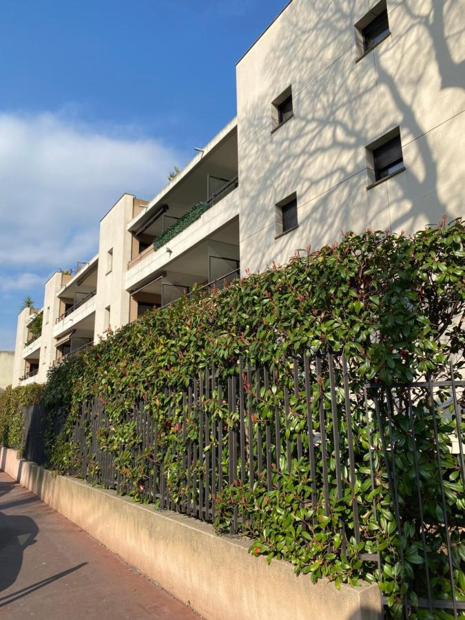 T2 Résidence élégante: Piscine, Parking, Proche Croisette